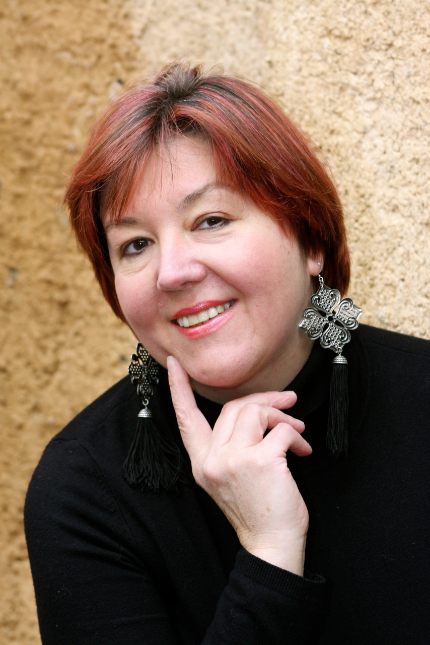 Close portrait photo of Mitzi